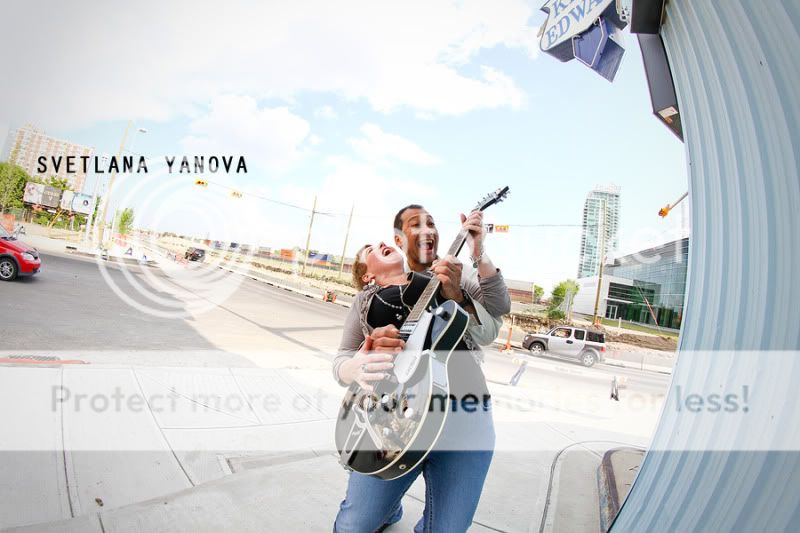 IMAGE: http://i972.photobucket.com/albums/ae203/Svetlasha_photos/Engagement%20sessions/ENGAGEMENT-SESSION-TAMMY-AND-JOHN11.jpg