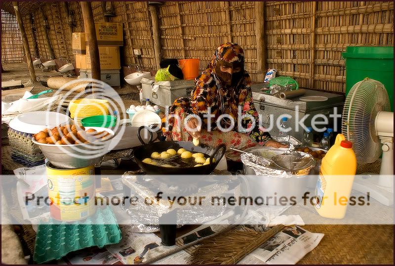 девушки и женщины в фотографиях со всего мира